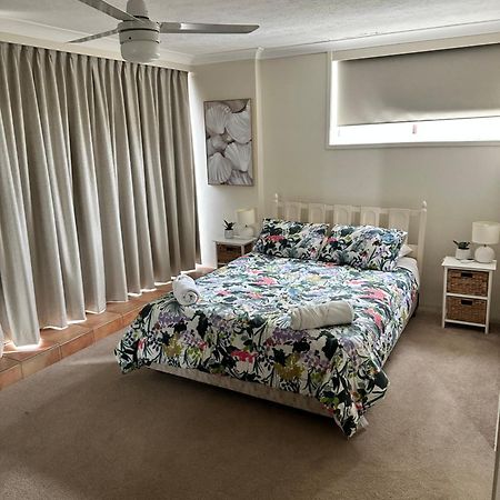 Queensleigh Holiday Apartments Broadbeach Exterior foto